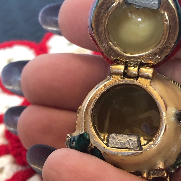 VTG Monet Enameled Hinged Snowman Trinket Box with Rhinestones Hanging Heart - Picture 8 of 11